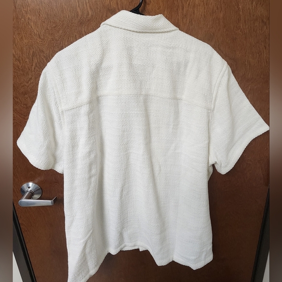 Vince White Textured Italian 100 Percent Cotton Men's Casual Shirt - Picture 3 of 5